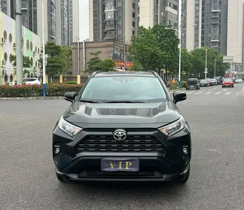 2023 RAV4 2.0L CVT 2WD Fashion Edition — миниатюра 2