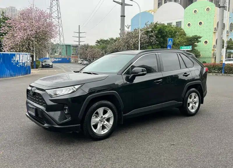 2023 RAV4 2.0L CVT 2WD Fashion Edition — миниатюра 7