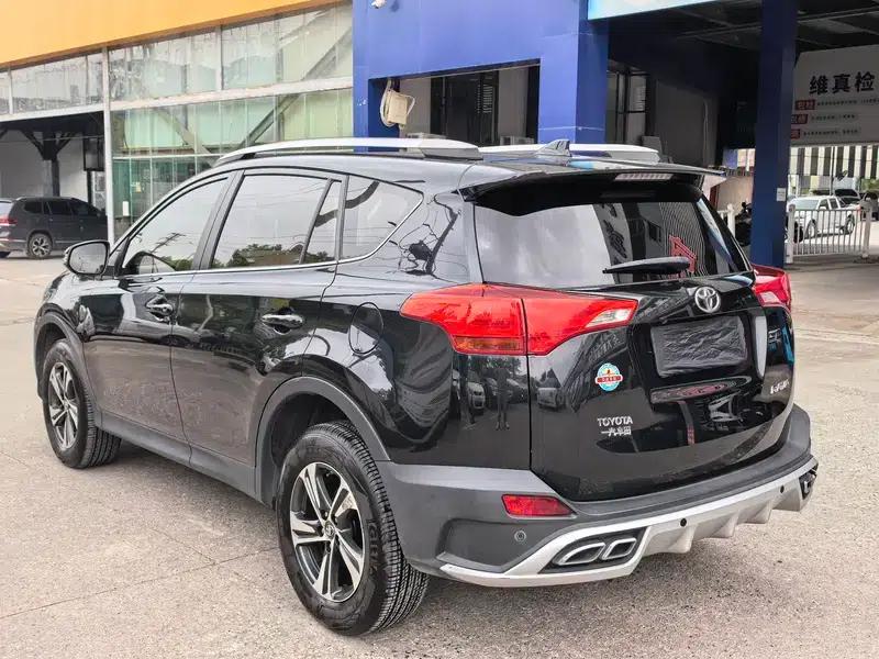 2016 RAV4 2.0L CVT 2WD Fashion Edition — миниатюра 4