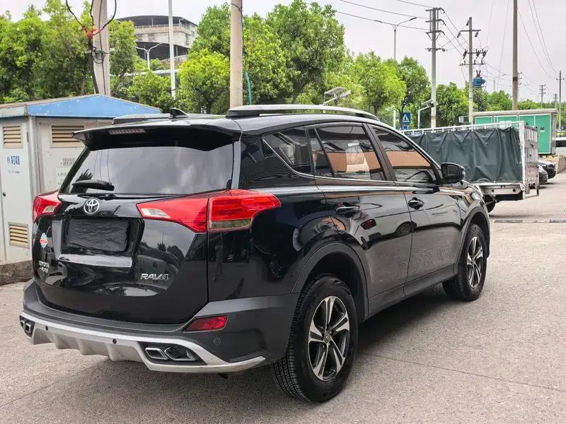 2016 RAV4 2.0L CVT 2WD Fashion Edition — миниатюра 6
