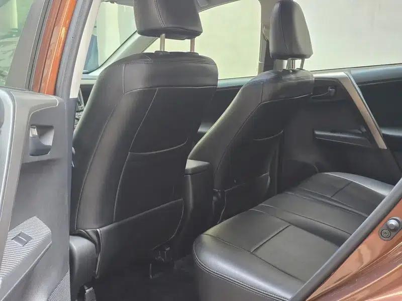 2015 RAV4 2.0L CVT 2WD Fashion Edition — миниатюра 9