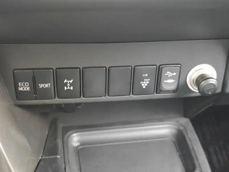 2013 RAV4 2.0L CVT 4WD Elite Edition — миниатюра 18