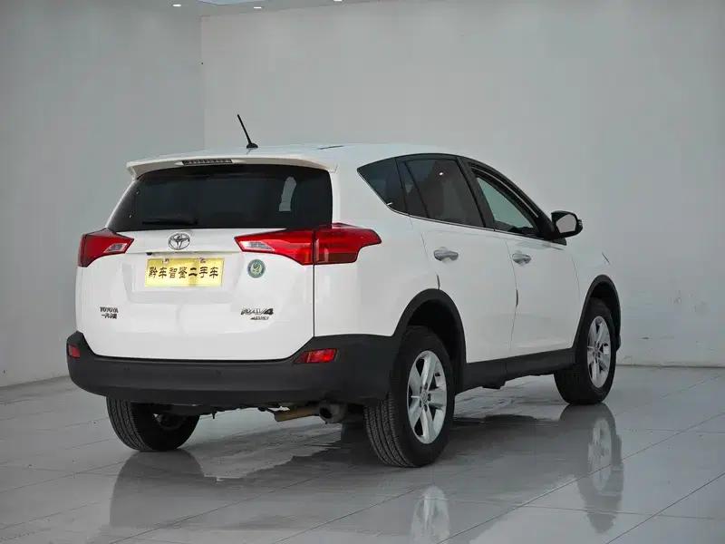 2013 RAV4 2.0L CVT 4WD Elite Edition — миниатюра 7