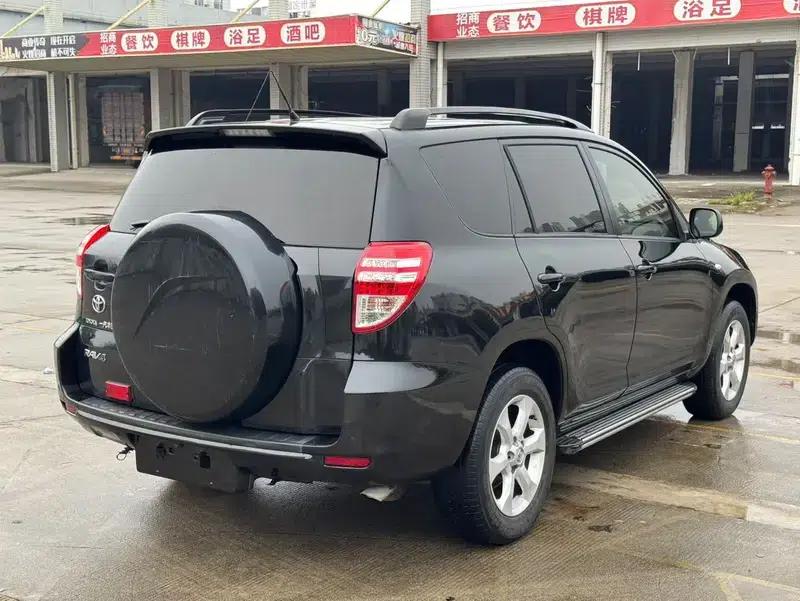 RAV4 2013 Special Edition 2.0L Automatic Classic — миниатюра 6