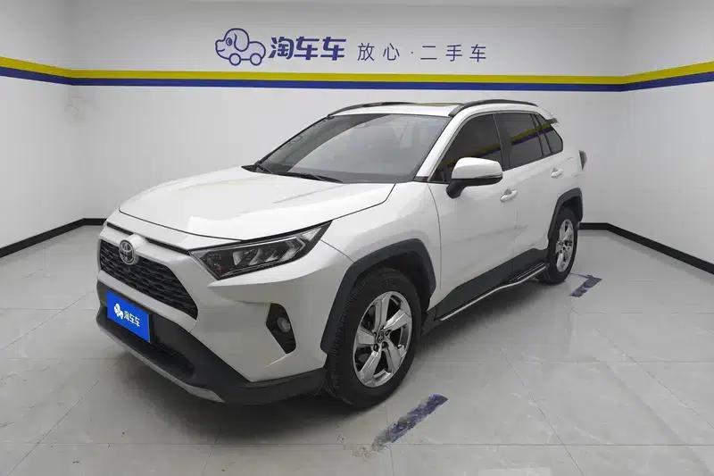 RAV4 2020 2.0L CVT 2WD Fashion Edition — миниатюра 1