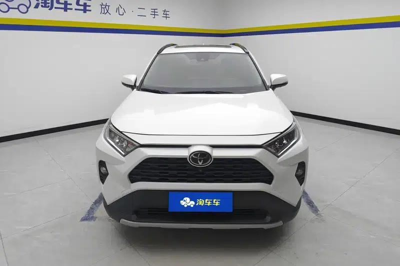 RAV4 2020 2.0L CVT 2WD Fashion Edition — миниатюра 2