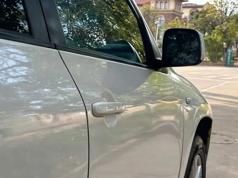 2013 RAV4 2.0L CVT 2WD Urban Edition — миниатюра 9