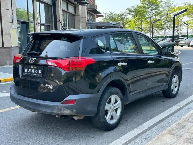 2013 RAV4 2.5L Automatic 4WD Elite Edition — миниатюра 7