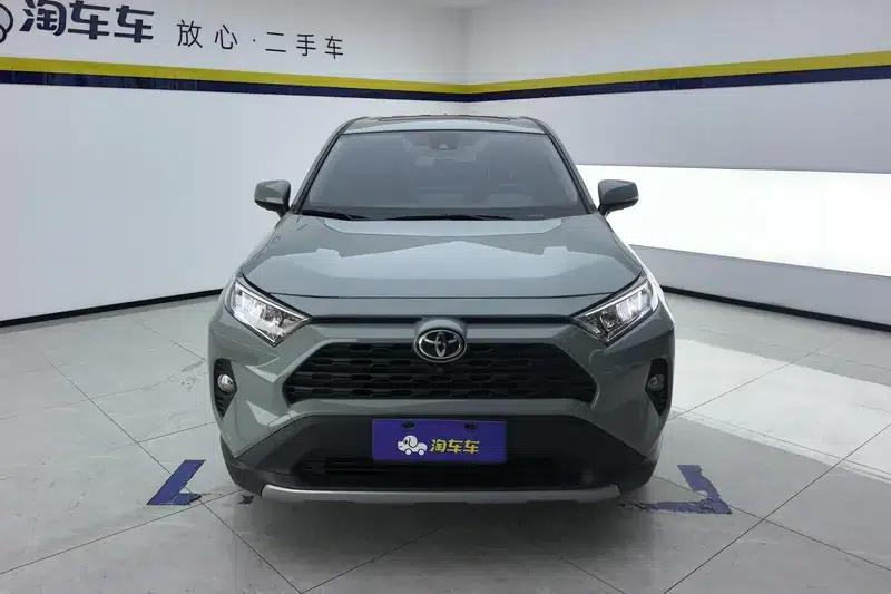 RAV4 2020 2.0L CVT 2WD Fashion Edition — миниатюра 2