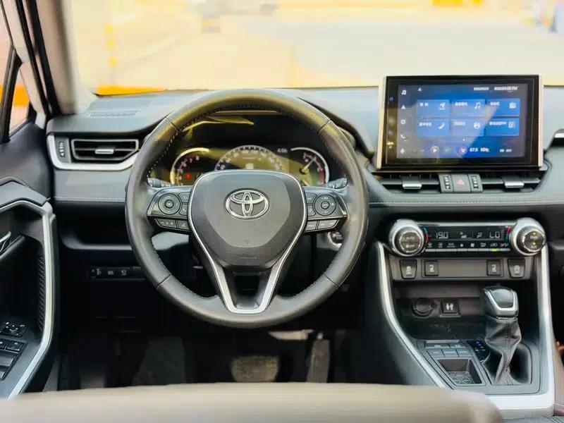 2022 RAV4 2.0L CVT 4WD Fashion Plus Edition — миниатюра 13