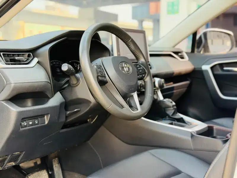 2022 RAV4 2.0L CVT 4WD Fashion Plus Edition — миниатюра 15