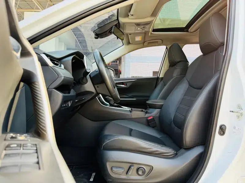 2022 RAV4 2.0L CVT 4WD Fashion Plus Edition — миниатюра 17