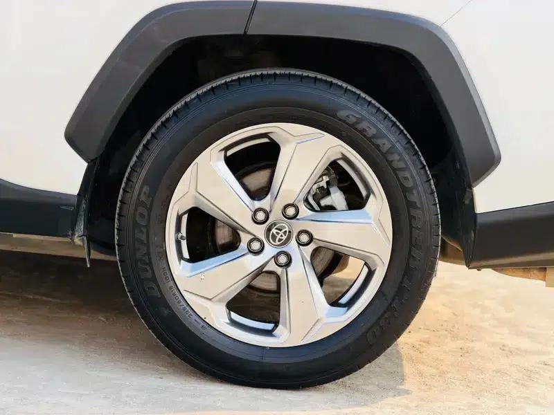 2022 RAV4 2.0L CVT 4WD Fashion Plus Edition — миниатюра 6