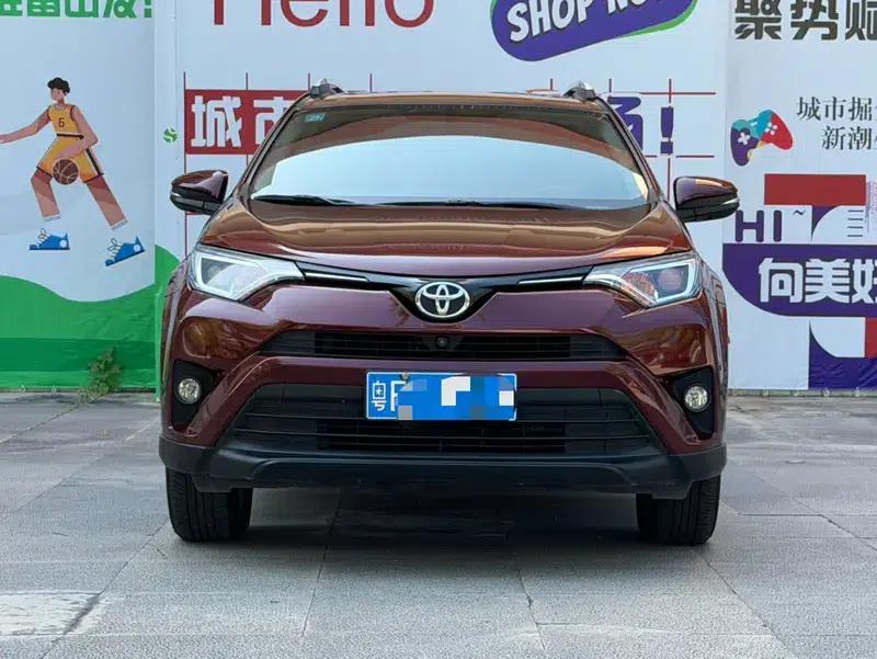 2018 RAV4 2.0L CVT 2WD Fashion X Edition — миниатюра 2