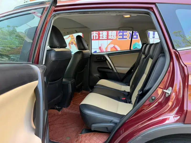2018 RAV4 2.0L CVT 2WD Fashion X Edition — миниатюра 14