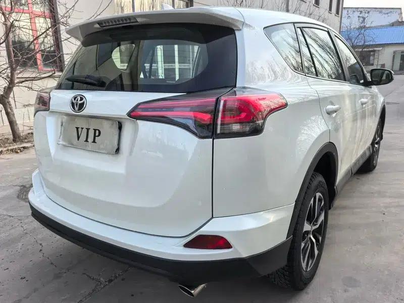 2018 RAV4 2.0L CVT 2WD Fashion X Edition — миниатюра 6