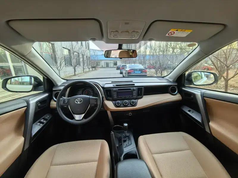 2018 RAV4 2.0L CVT 2WD Fashion X Edition — миниатюра 7