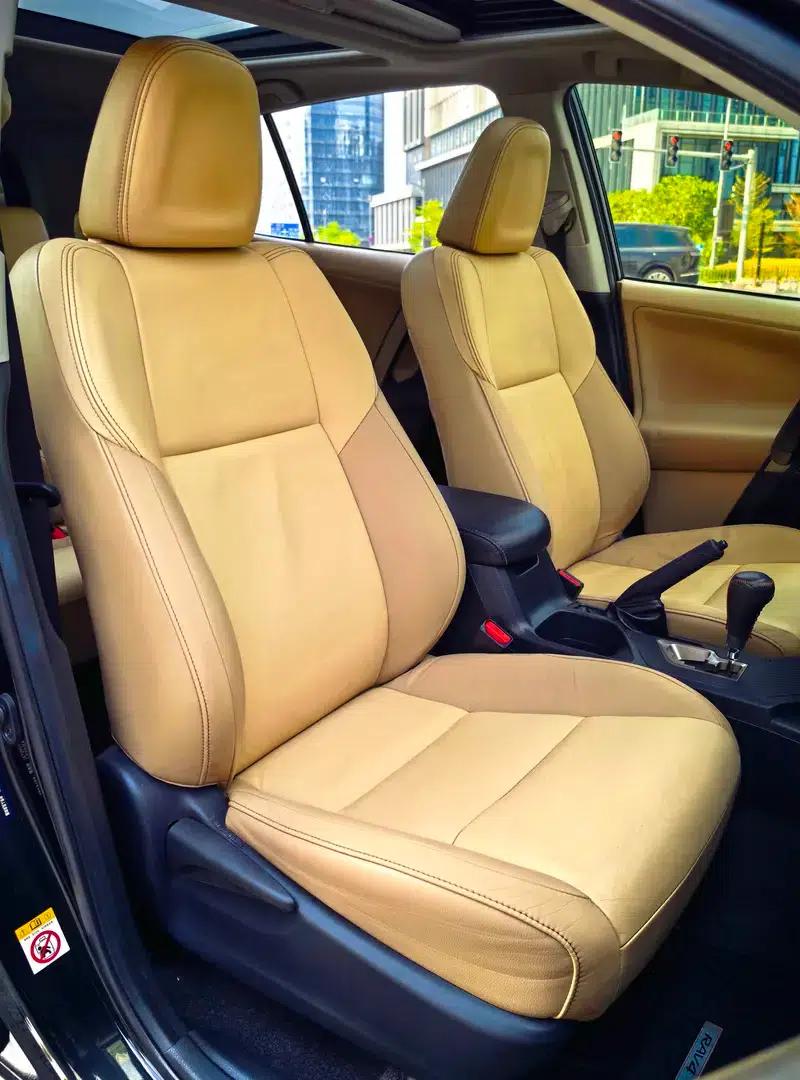 2015 RAV4 2.5L Automatic 4WD Luxury Edition — миниатюра 28