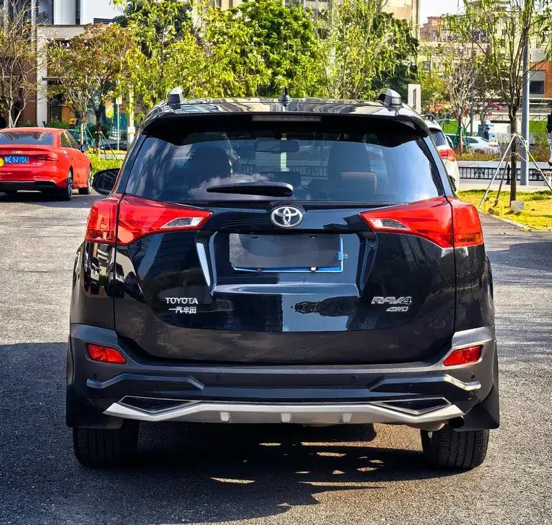 2015 RAV4 2.5L Automatic 4WD Luxury Edition — миниатюра 5