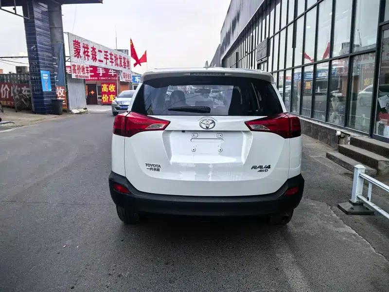2013 RAV4 2.5L Automatic 4WD Elite Edition — миниатюра 5