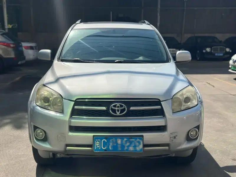 2011 RAV4 2.4L Automatic 4WD Ultimate Navigation Edition — миниатюра 2
