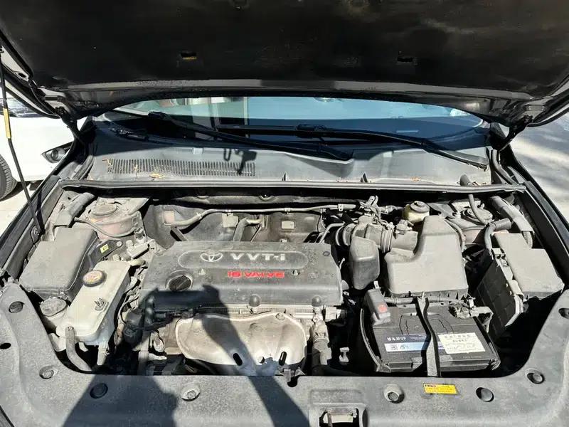 2011 RAV4 2.0L Automatic Classic Edition — миниатюра 5