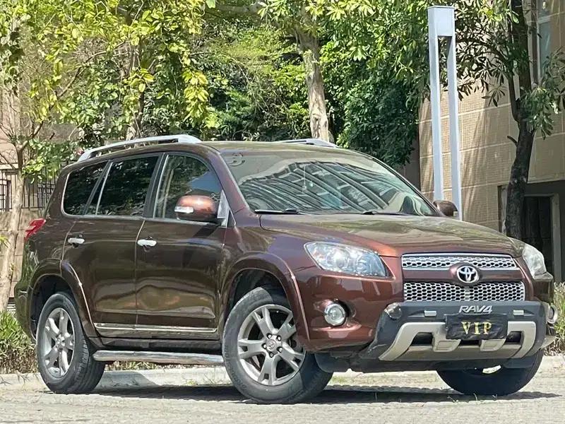 2012 RAV4 Luxury Edition 2.4L Automatic 4WD — миниатюра 3