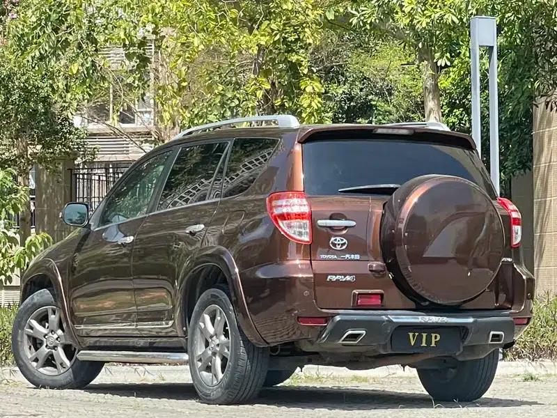 2012 RAV4 Luxury Edition 2.4L Automatic 4WD — миниатюра 4