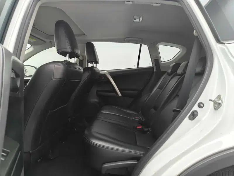 2016 RAV4 2.0L CVT 2WD Fashion Edition — миниатюра 14