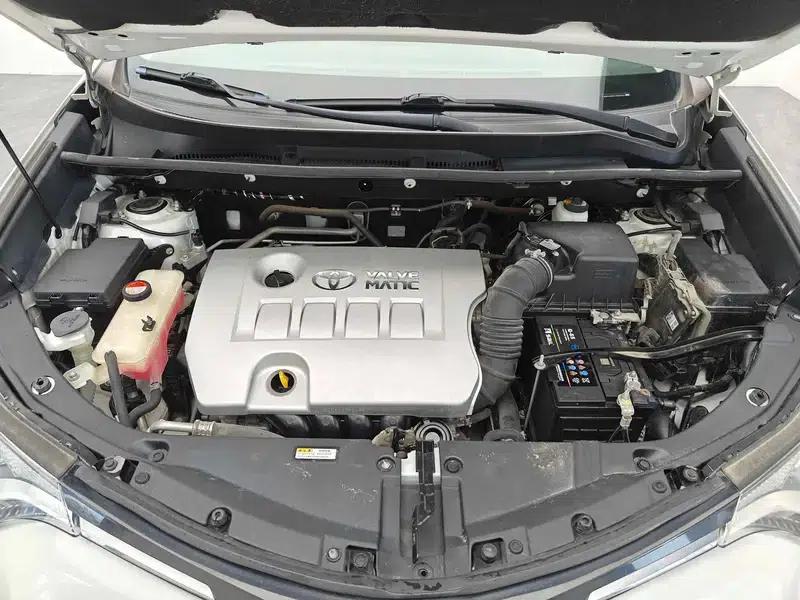 2016 RAV4 2.0L CVT 2WD Fashion Edition — миниатюра 7