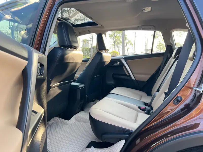 2016 RAV4 2.0L CVT 2WD Smart Edition — миниатюра 16