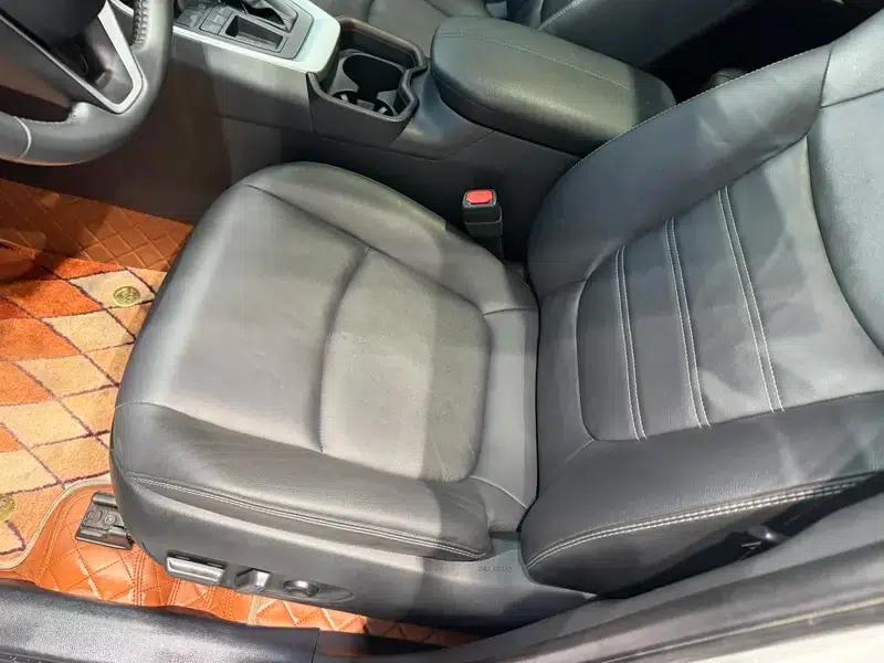 2022 Toyota RAV4 2.0L CVT 2WD Fashion Edition — миниатюра 14