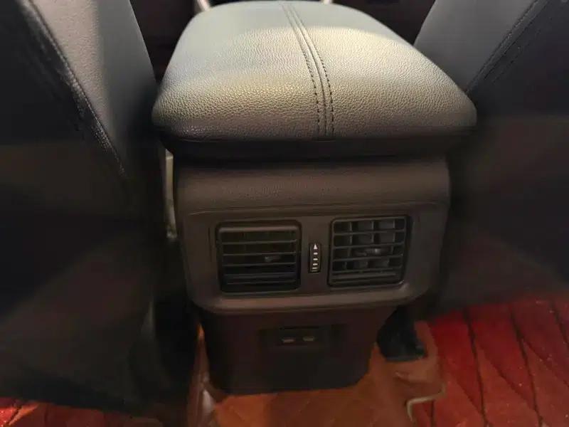 2022 Toyota RAV4 2.0L CVT 2WD Fashion Edition — миниатюра 8