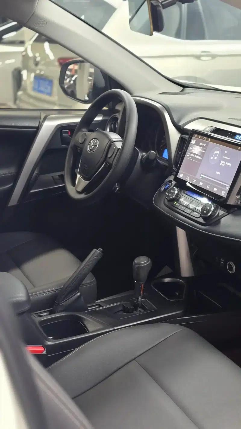 RAV4 2019 2.0L CVT 2WD Fashion Edition (China VI Emission Standard) — миниатюра 13