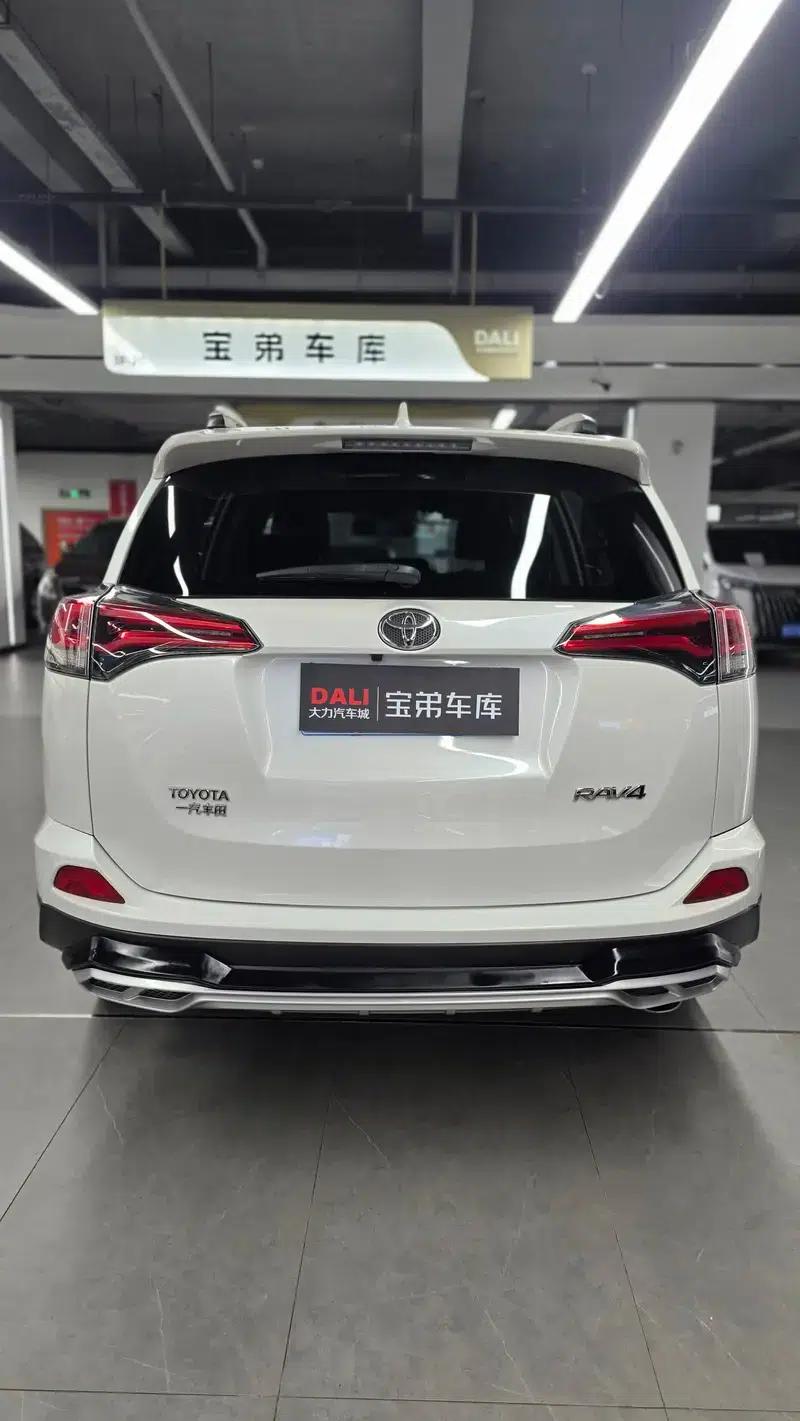 RAV4 2019 2.0L CVT 2WD Fashion Edition (China VI Emission Standard) — миниатюра 5