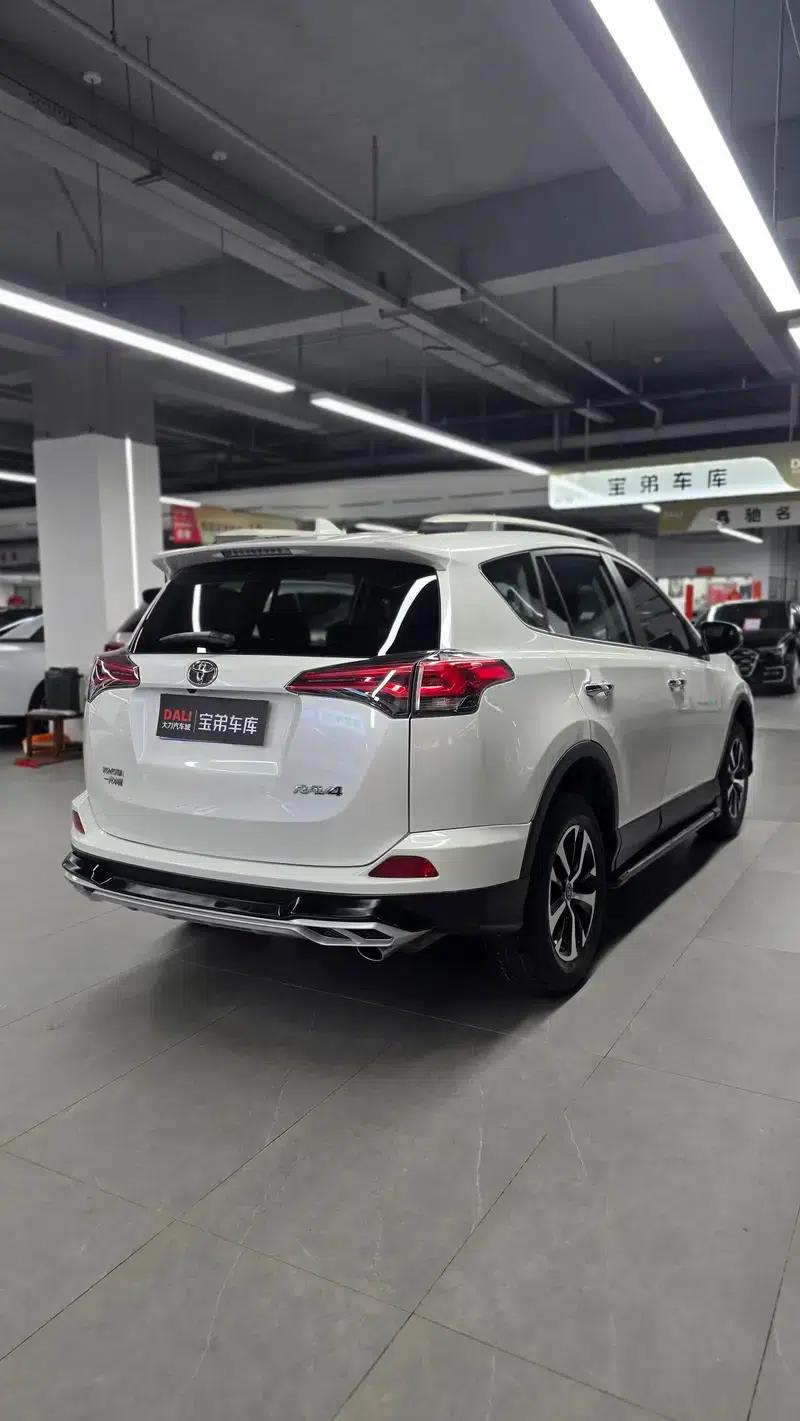 RAV4 2019 2.0L CVT 2WD Fashion Edition (China VI Emission Standard) — миниатюра 6