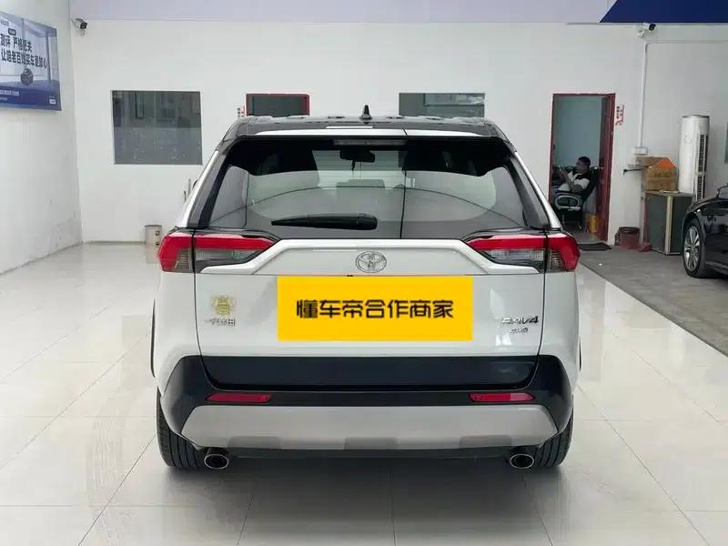 2021 RAV4 2.0L CVT 4WD Fashion Plus Edition — миниатюра 5