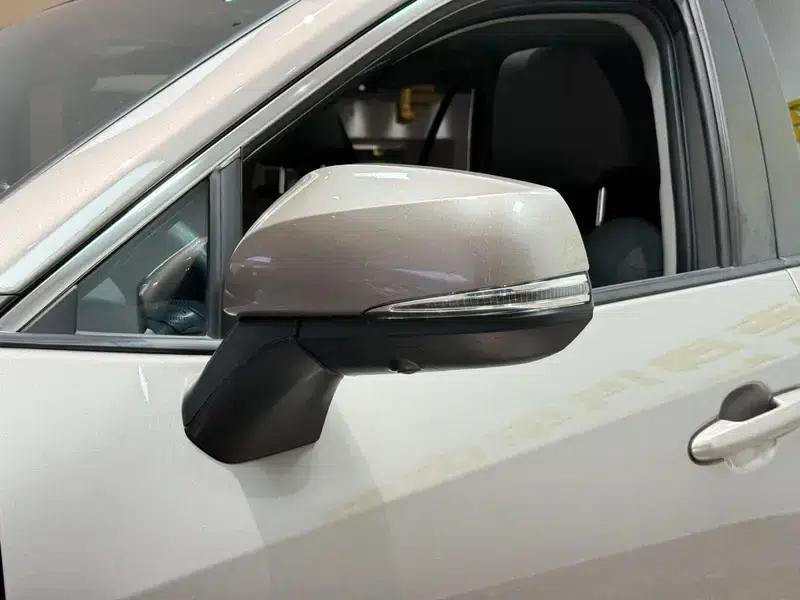 RAV4 2021 2.0L CVT 2WD Fashion Edition — миниатюра 12