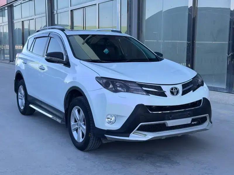2013 RAV4 2.5L Automatic 4WD Elite Edition — миниатюра 3