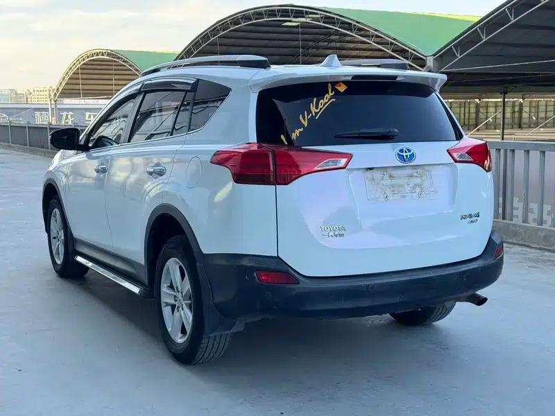2013 RAV4 2.5L Automatic 4WD Elite Edition — миниатюра 4