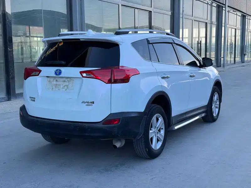 2013 RAV4 2.5L Automatic 4WD Elite Edition — миниатюра 6