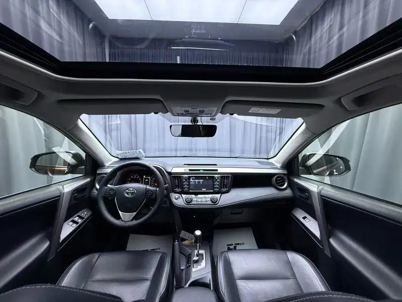 2016 RAV4 2.5L Automatic 4WD Elite Edition — миниатюра 7