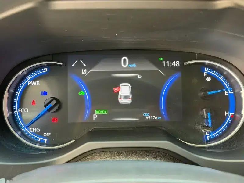 RAV4 2020 Hybrid 2.5L CVT 2WD Elite Edition — миниатюра 6