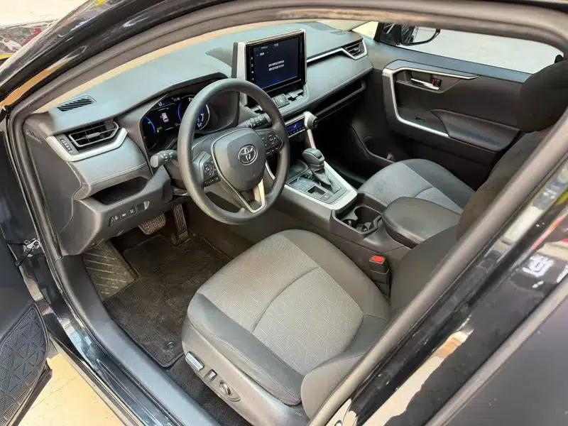 RAV4 2020 Hybrid 2.5L CVT 2WD Elite Edition — миниатюра 8
