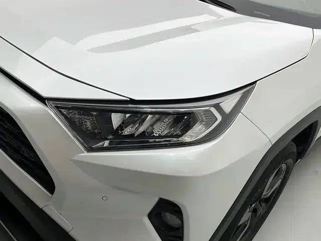 RAV4 2022 Hybrid 2.5L CVT AWD Elite PLUS Edition — миниатюра 12