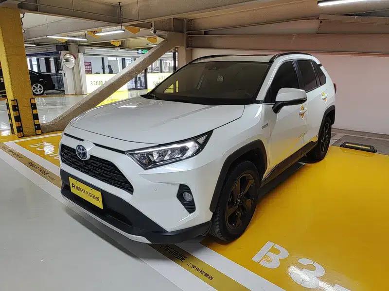 RAV4 2022 Hybrid 2.5L CVT AWD Elite PLUS Edition — миниатюра 21