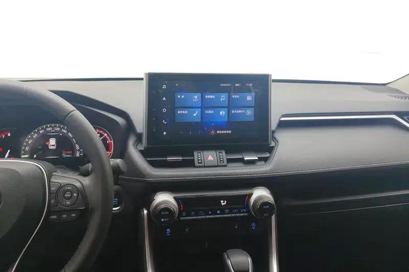2021 RAV4 2.0L CVT 2WD Fashion Plus Edition — миниатюра 11