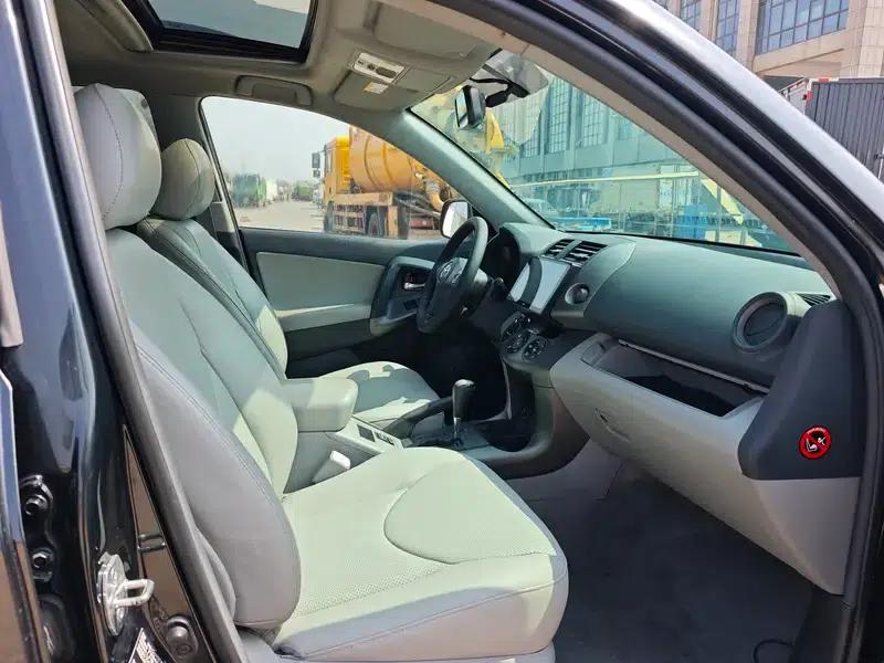 RAV4 2009 2.4L Automatic Luxury Edition — миниатюра 18