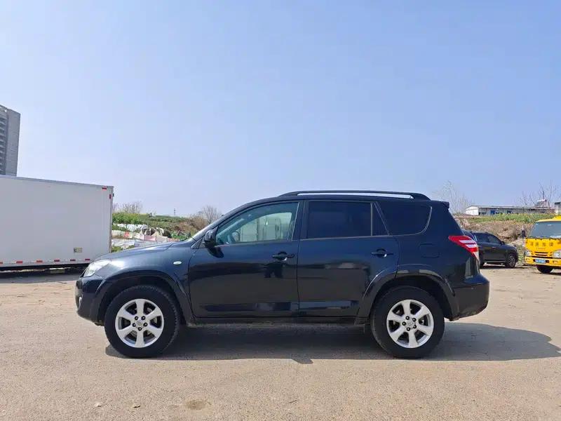 RAV4 2009 2.4L Automatic Luxury Edition — миниатюра 4
