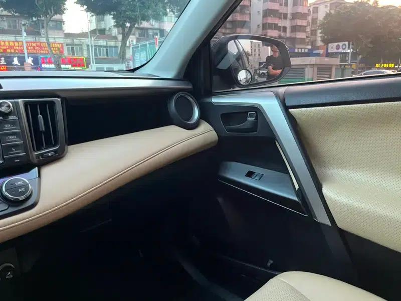 RAV4 2019 2.0L CVT 2WD Fashion X Limited Edition (China VI Emission Standard) — миниатюра 14